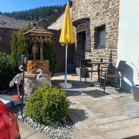 Villa Familie Moisil à Daun Extérieur photo