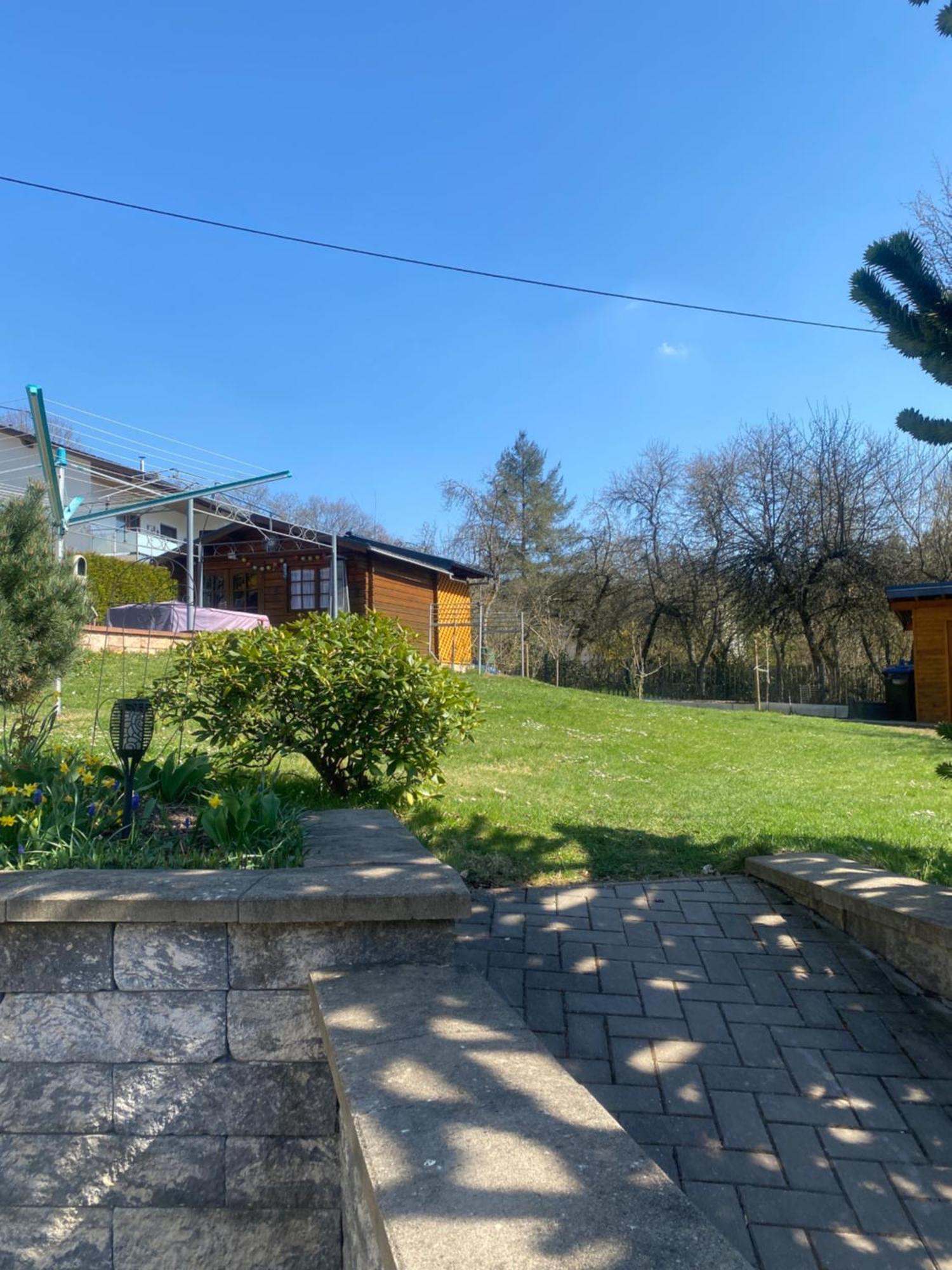 Villa Familie Moisil à Daun Extérieur photo